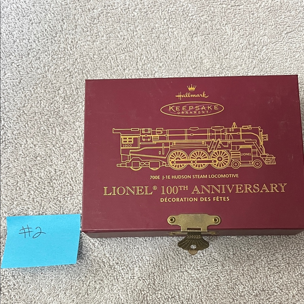 Hallmark Lionel's 100th Anniversary.
700E   J-1E Hudson Steam Locomotive